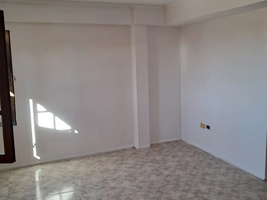 SE ALQUILA DEPARTAMENTO (ZONA CENTRO - UN DORMITORIO)