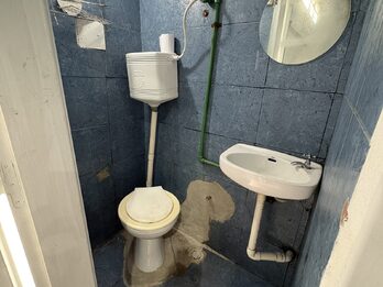 Alquilo galpón en zona Av. Ramírez