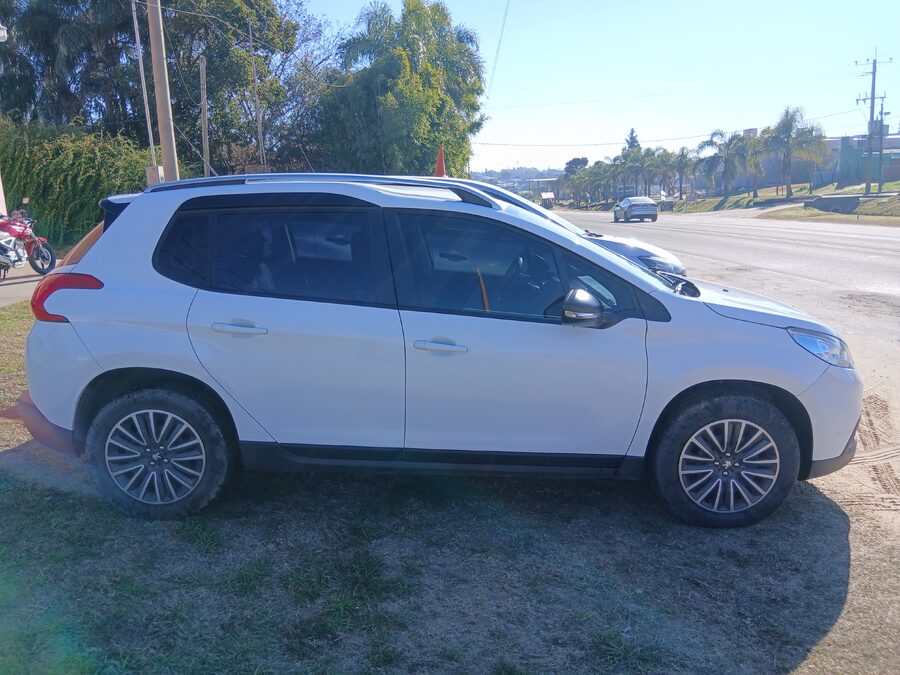 Peugeot 2008 Active 1.6 nafta 2018