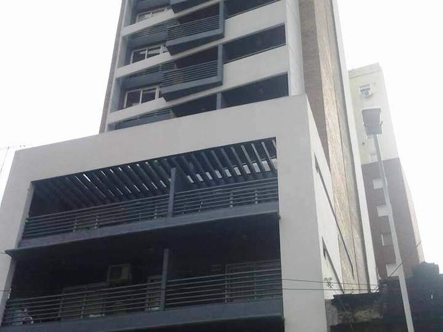 Alquila Amplio Monoambiente calle Uruguay