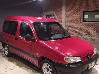 Peugeot Partner 1.9 Diesel Furgon 5 plazas 2006