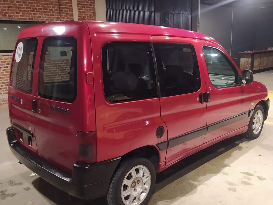 Peugeot Partner 1.9 Diesel Furgon 5 plazas 2006