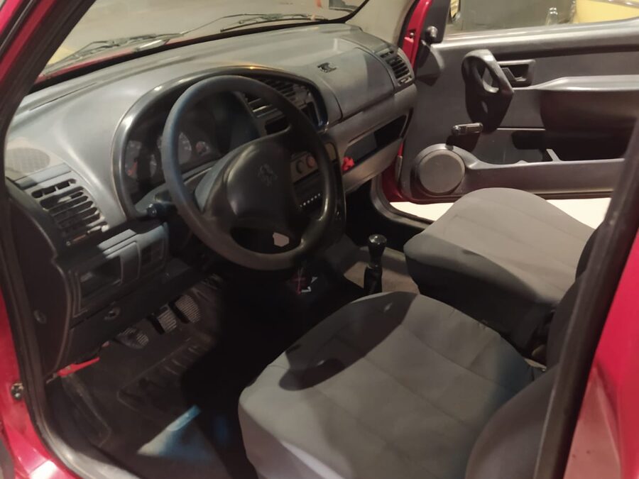 Peugeot Partner 1.9 Diesel Furgon 5 plazas 2006