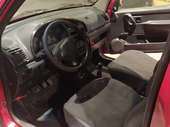 Peugeot Partner 1.9 Diesel Furgon 5 plazas 2006