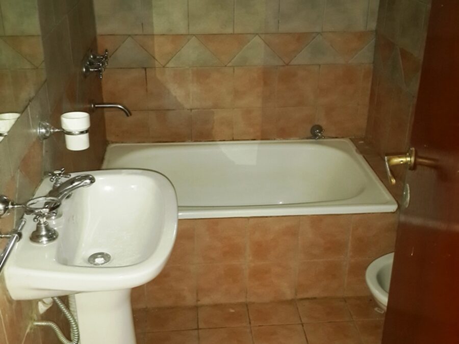 Alquila Dpto por escalera en calle La Rioja