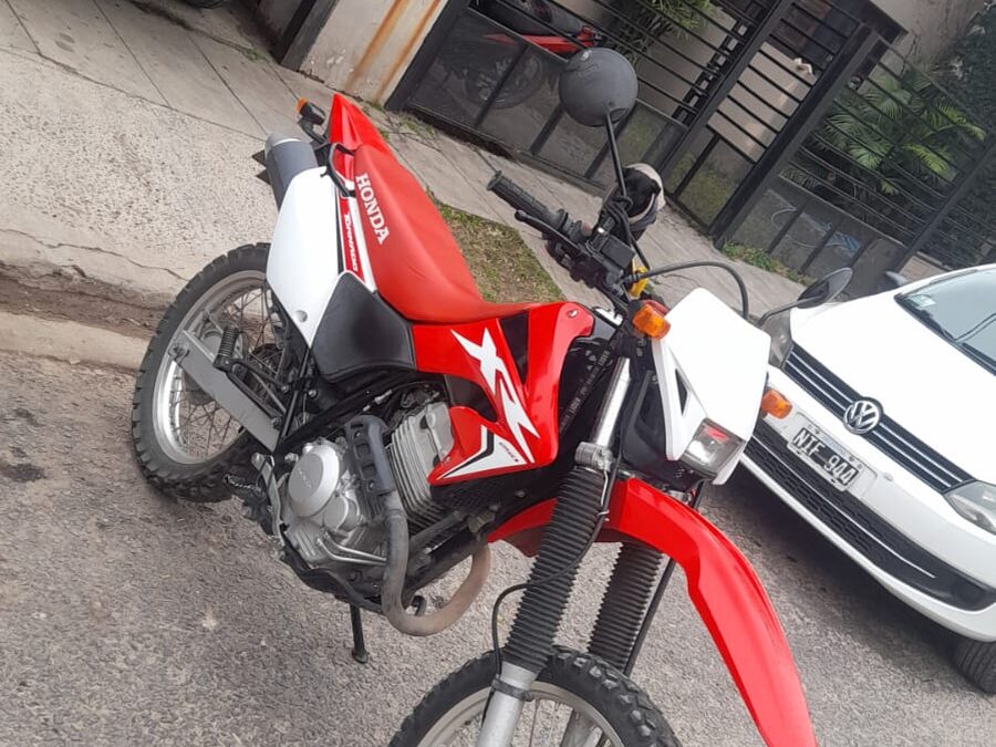 VENDO HONDA TORNADO 2021