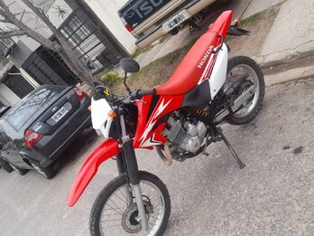VENDO HONDA TORNADO 2021