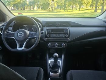 Vendo Nissan Versa 1.6 NO TE PIERDAS ESTA OFERTA
