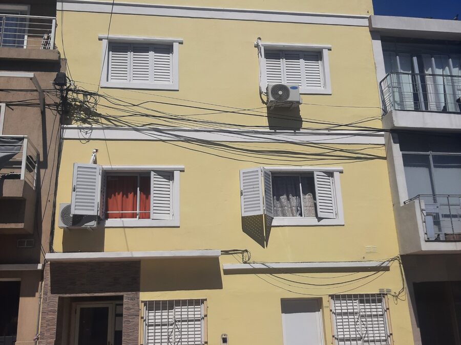 Alquilamos dpto de 2 dormitorios calle Echague 1148