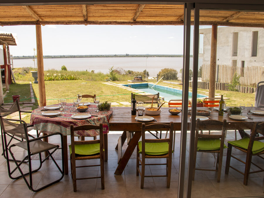 Casa quinta con pileta y vista al río