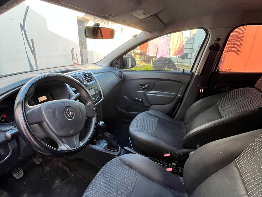 RENAULT LOGAN 2014