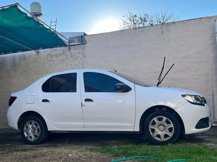 RENAULT LOGAN 2014