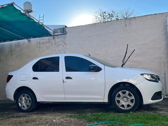 RENAULT LOGAN 2014