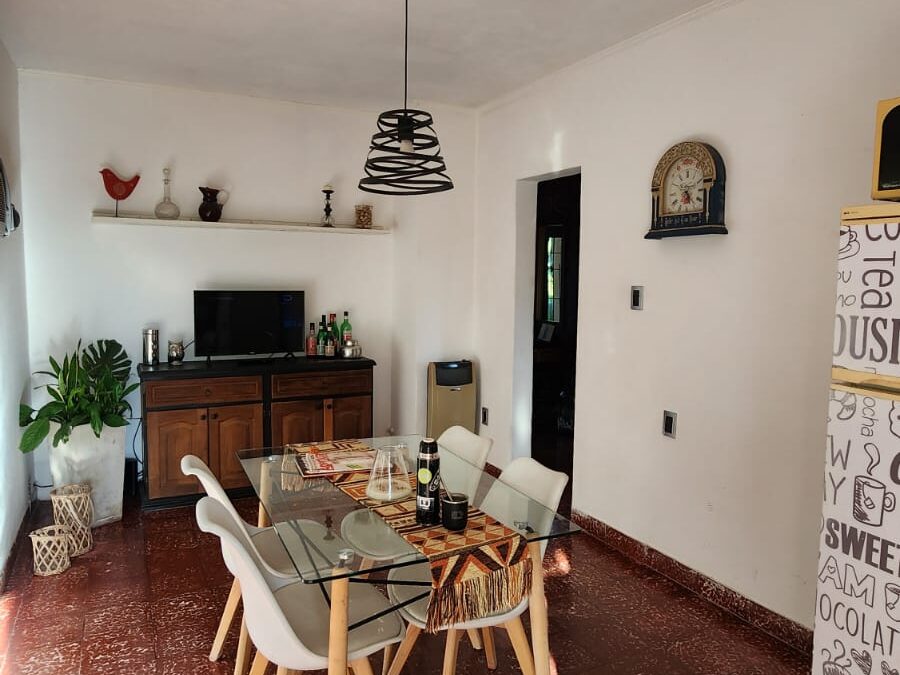 CASA A LA VENTA EN PLANTA ALTA EN CALLE PASCUAL PALMA
