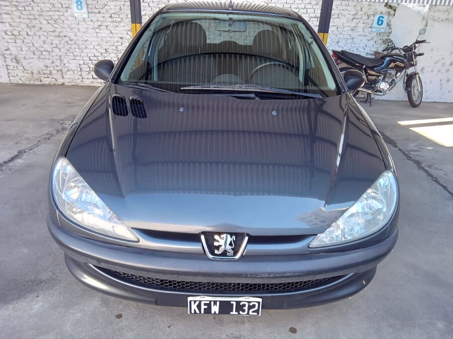Solo vendo 206 1.4 2011