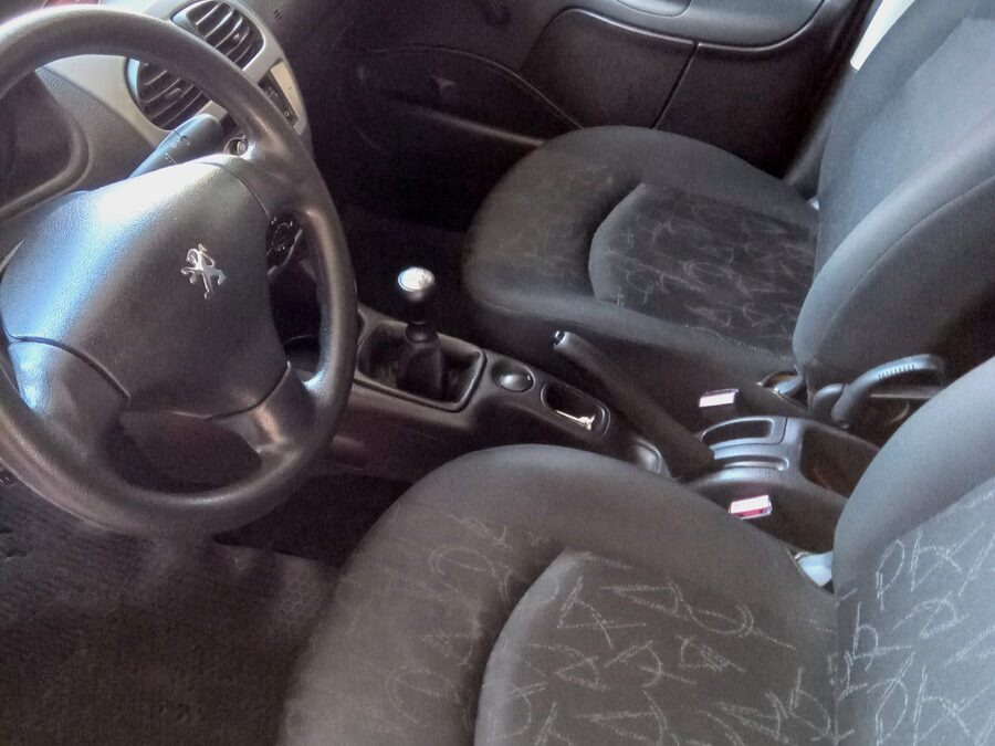 Solo vendo 206 1.4 2011