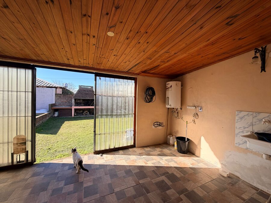 Casa + Local Comercial