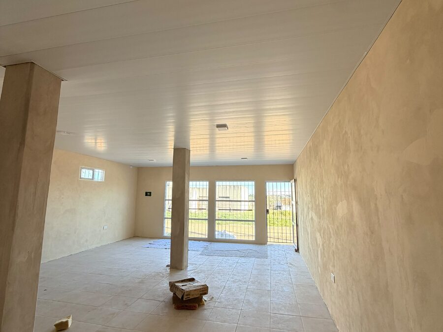 Casa + Local Comercial