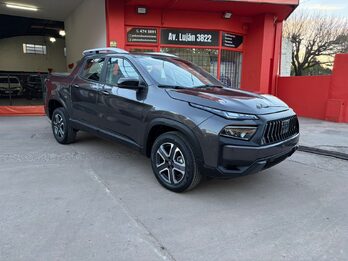 Toro Freedom 1.3T AT6 4x2 2026