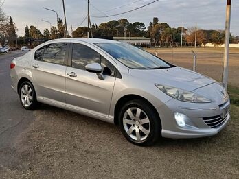 Peugeot 408 allure año 2012