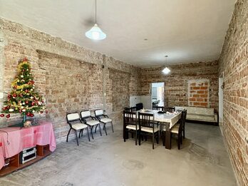 Casa de 3 dormitorios con galpón