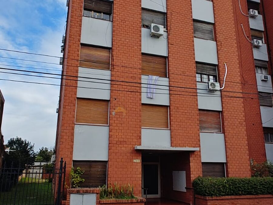 DEPARTAMENTO EN VENTA EN CALLE COURREGES 240