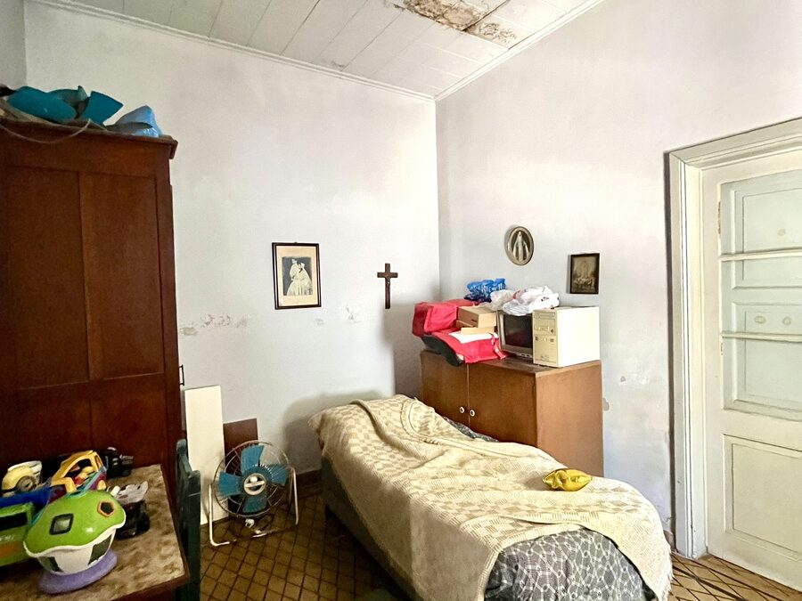 Casa interna de 4 dormitorios en zona centro
