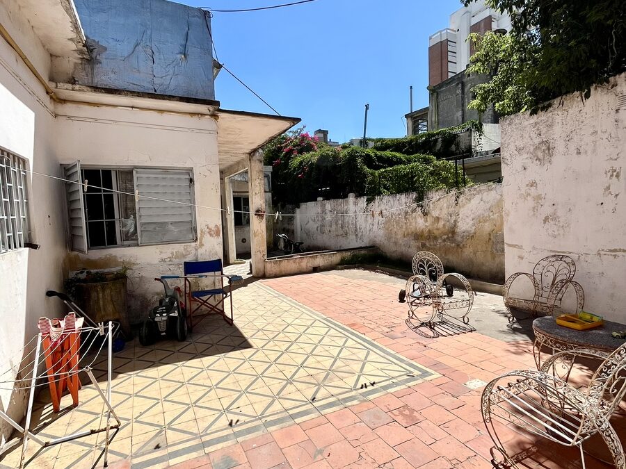 Casa interna de 4 dormitorios en zona centro