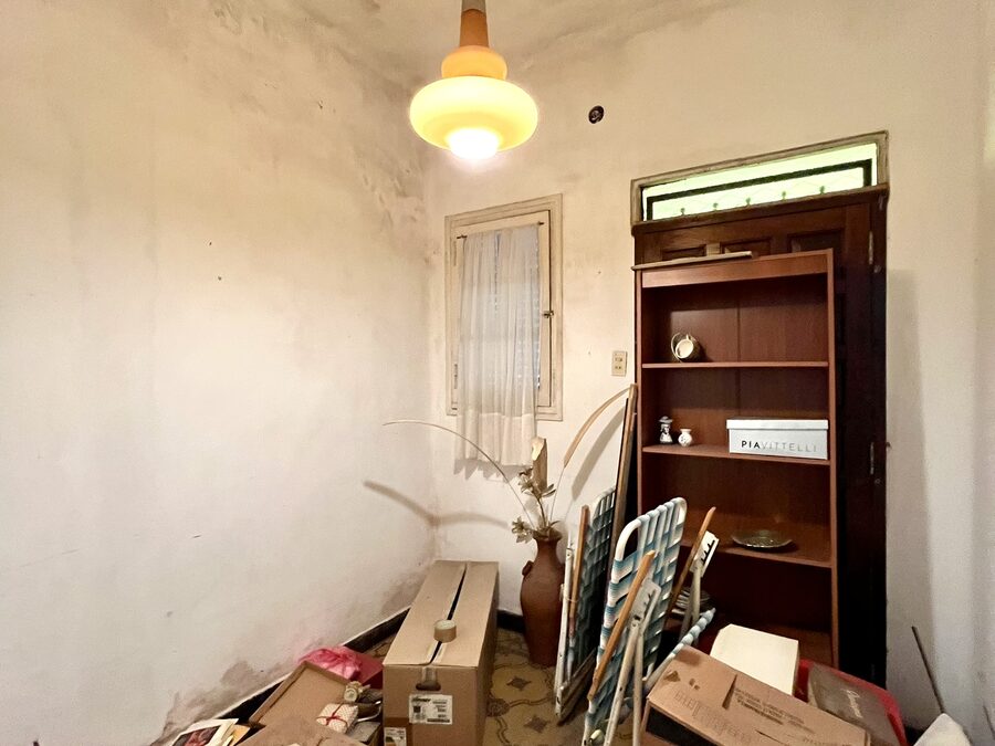 Casa de 2 dormitorios a refaccionar