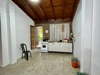 Casa de 2 dormitorios a refaccionar