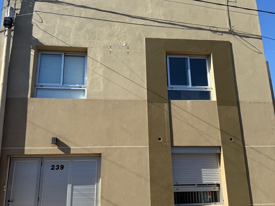 se alquila departamento de un dormitorio zona cristo