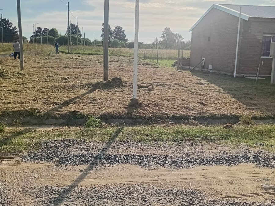 LOTE EN ESQUINA EN VENTA | SANTA TERESA