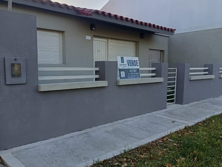 CALLE GOBERNADOR QUIROZ CASA EN VENTA