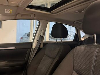 NISSAN SENTRA SR PURE DRIVE
