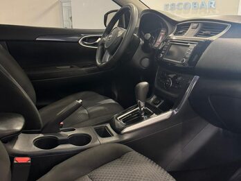 NISSAN SENTRA SR PURE DRIVE