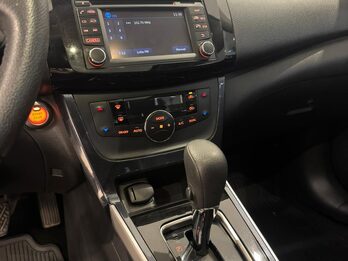 NISSAN SENTRA SR PURE DRIVE