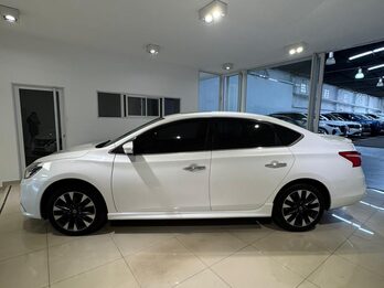 NISSAN SENTRA SR PURE DRIVE