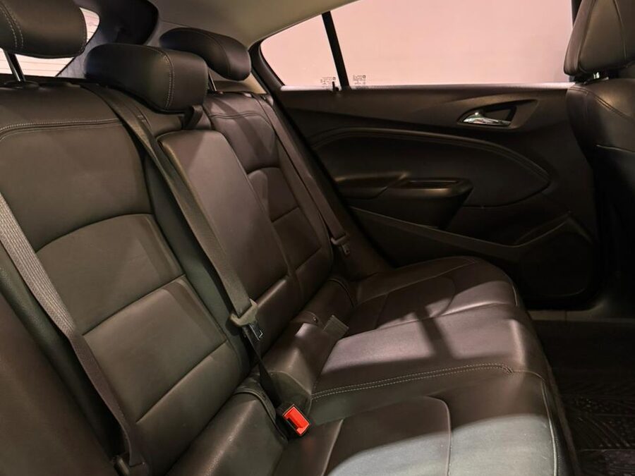 CHEVROLET CRUZE 1.4 LT MT 5P TURBO