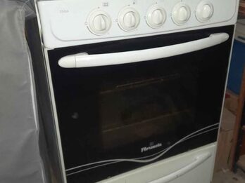 Cocina Florencia 5516A Multigas – Buen estado – Excelente funcionamiento