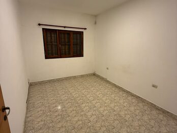 ALQUILO CASA DE DOS DORMITORIOS EN CALLE CONSTANCIO CARMINIO