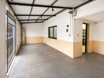 CASA 3 DORMITORIOS