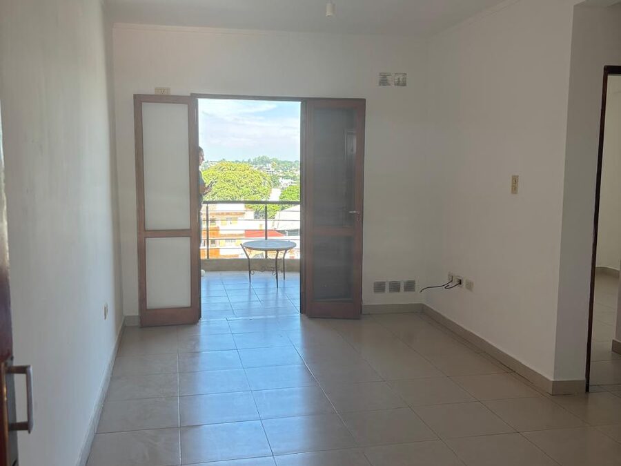 DEPARTAMENTO EN VENTA EN CALLE CARBO 947
