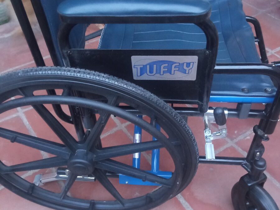 Silla de Ruedas importada excelente
