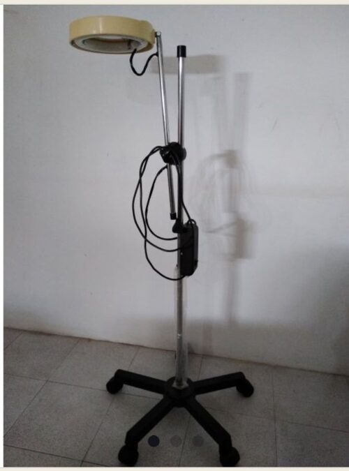 VENDO LUPA DE LUZ FRIA