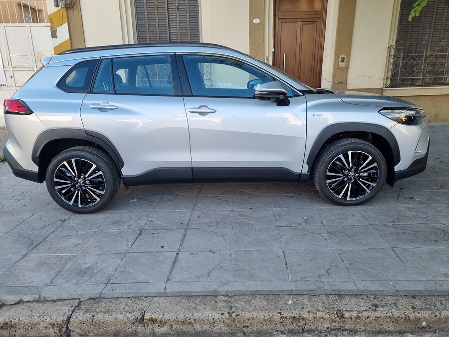 TOYOTA COROLLA CROSS SEG HEV 1.8 ECVT 0 KM