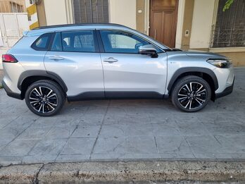 TOYOTA COROLLA CROSS SEG HEV 1.8 ECVT 0 KM