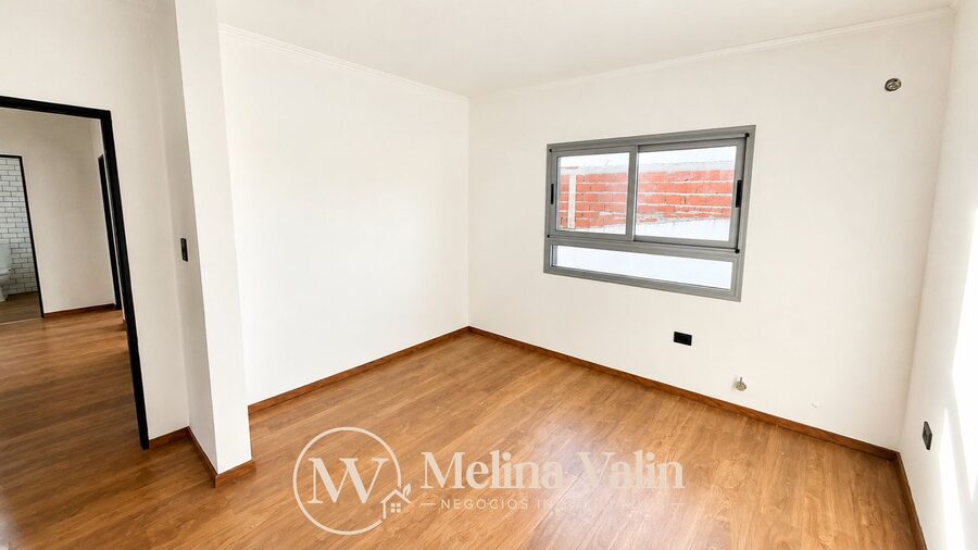 CASA PREMIUM EN ZONA SUR, 3 DORM, COCHERA Y PATIO. ¡EXCELENTE!