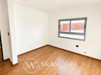 CASA PREMIUM EN ZONA SUR, 3 DORM, COCHERA Y PATIO. ¡EXCELENTE!