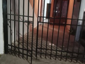 VENDO CÓMODA CASA C/ZANNI2907 2DORM.COCHERA U$S48.000