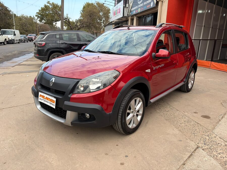 Sandero STEPWAY 1.6 Privilege NAV-2013